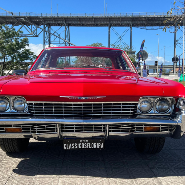 Impala V8 1968 vermelho 